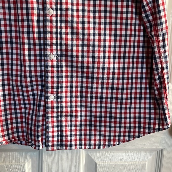 Old Navy The Classic Shirt - Picture 3 of 3